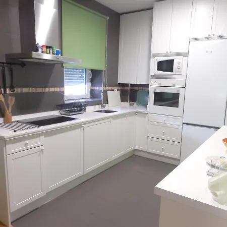 Vut San Vicente Apartamento *